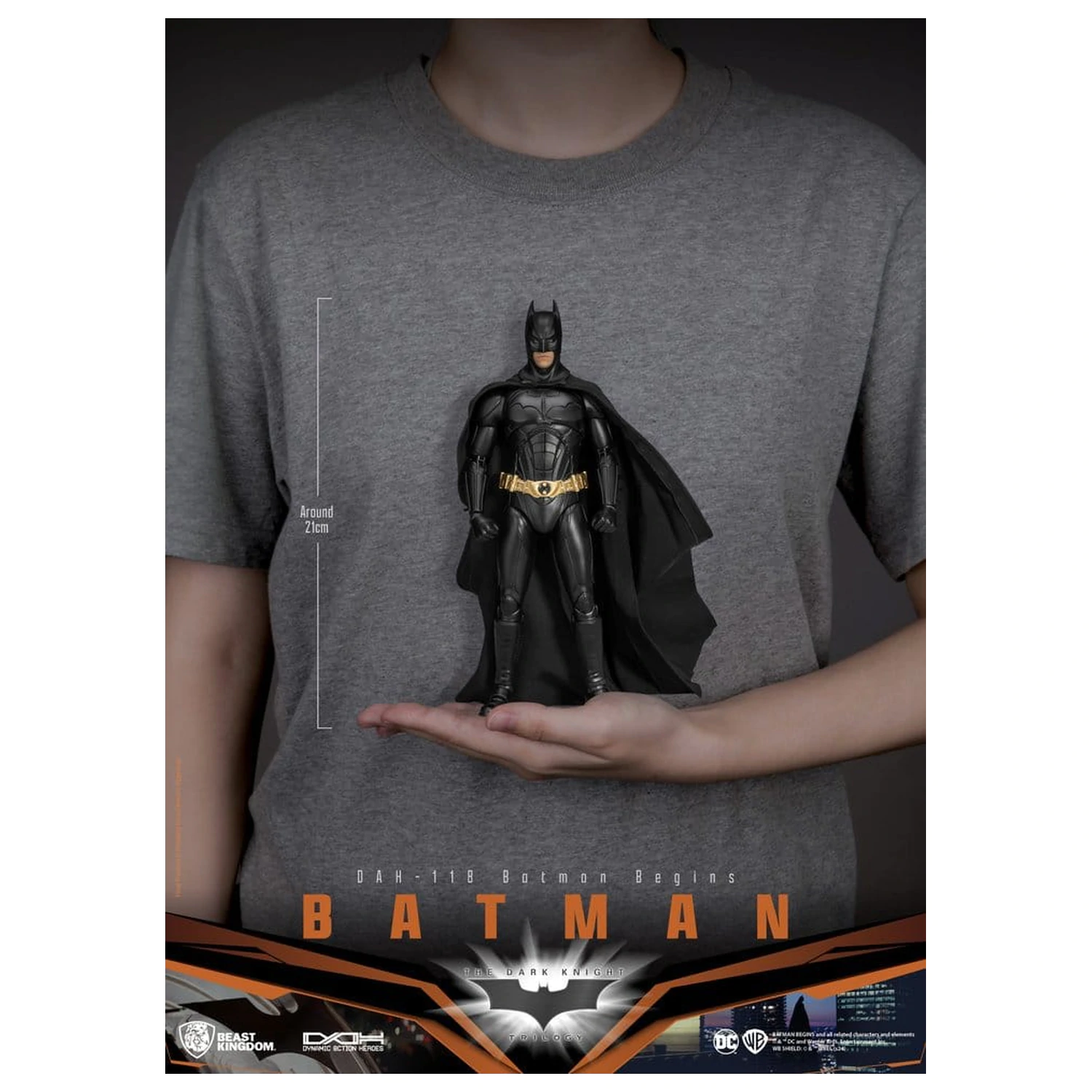 DC Comics Dynamic 8ction Heroes figurka akcji Batman (Batman Begins) 21 cm zdjęcie produktu