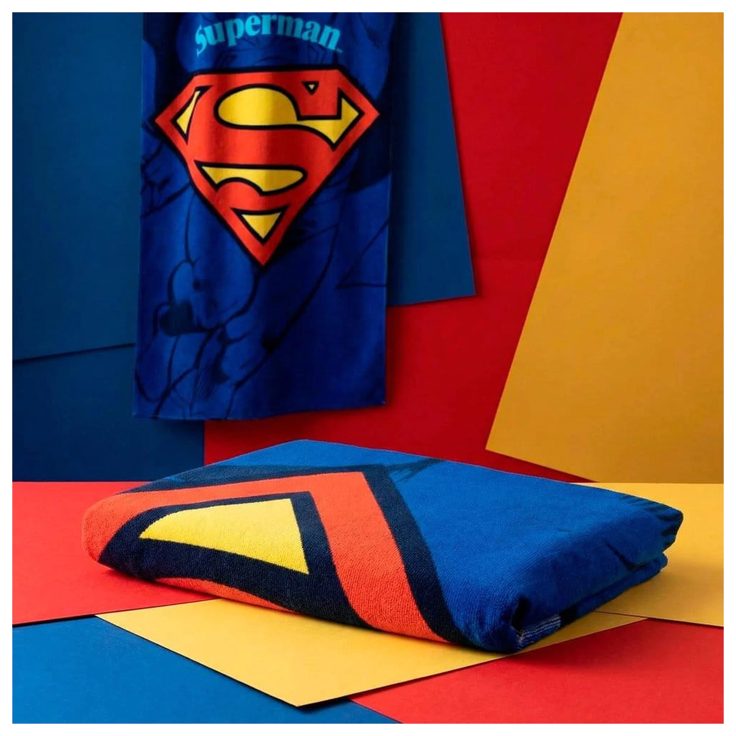 DC Comics Ręcznik Superman 90 x 180 cm zdjęcie produktu