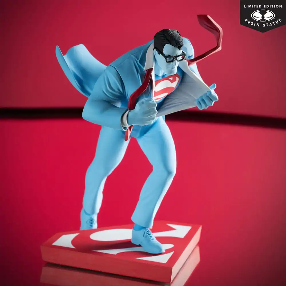 DC Direct Statua 1/10 Superman Red and Blue: Superman by Clayton Henry Edycja Limitowana 16 cm zdjęcie produktu