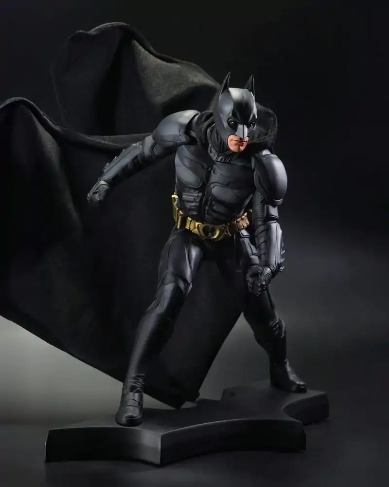 DC Direct Statuetka Żywiczna DC Movie Statues Batman (The Dark Knight) 24 cm zdjęcie produktu