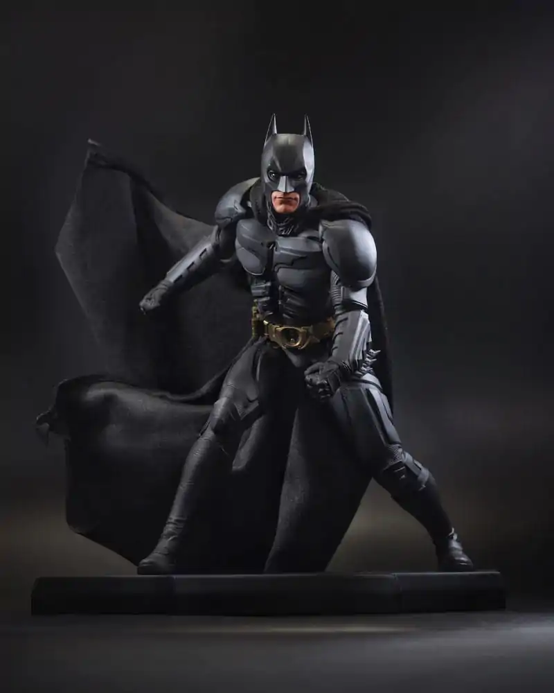 DC Direct Statuetka Żywiczna DC Movie Statues Batman (The Dark Knight) 24 cm zdjęcie produktu