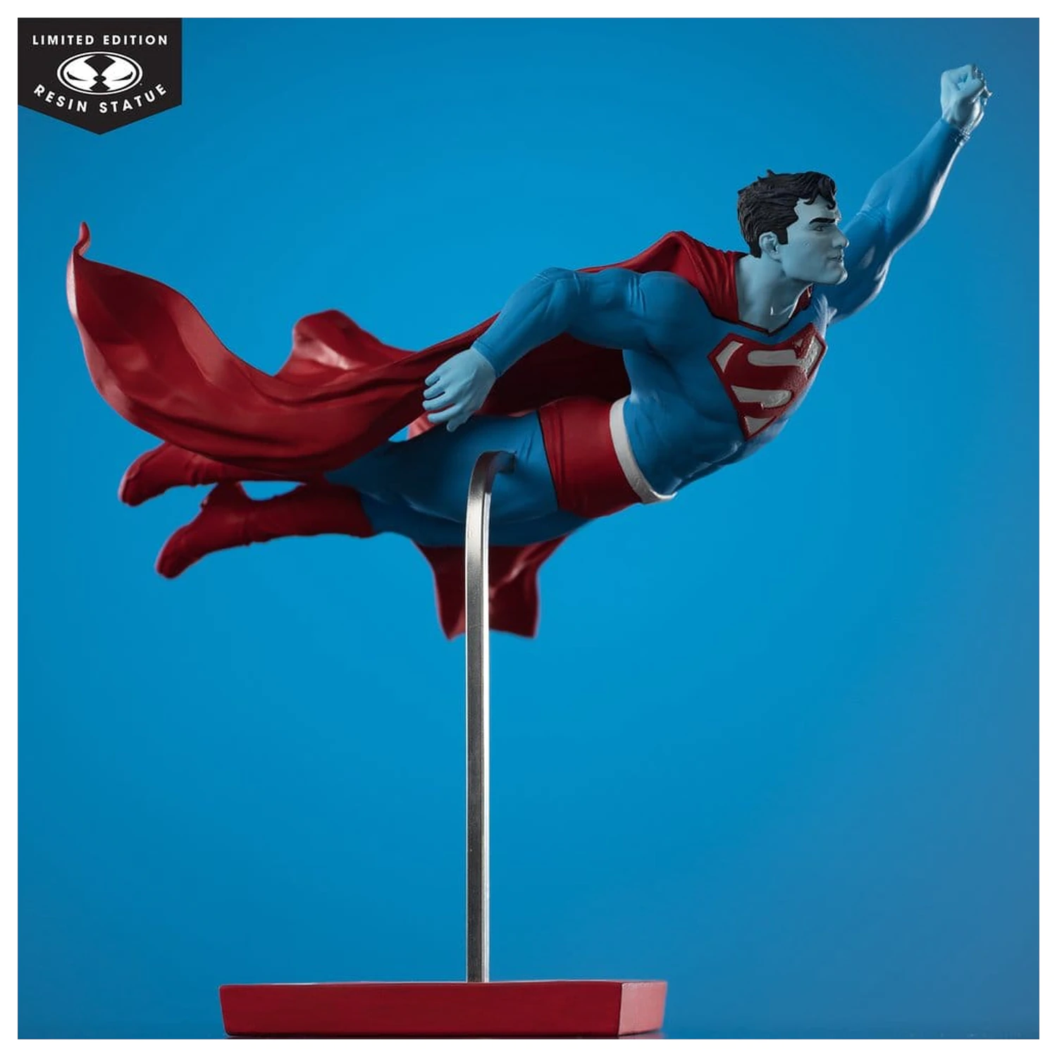 DC Direct Superman Red & Blue Statuetka 1/10 Superman by Lee Bermejo 26 cm zdjęcie produktu