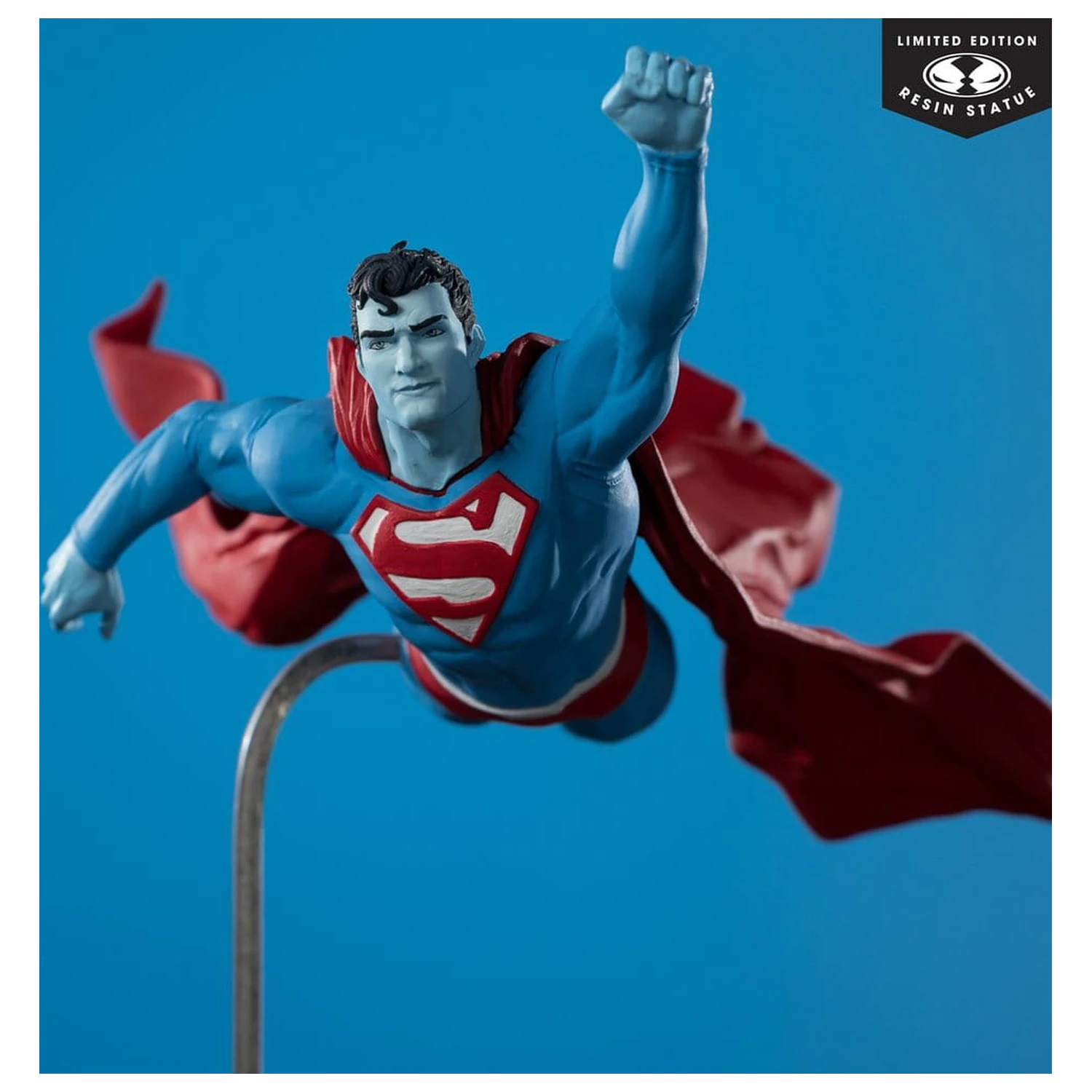 DC Direct Superman Red & Blue Statuetka 1/10 Superman by Lee Bermejo 26 cm zdjęcie produktu
