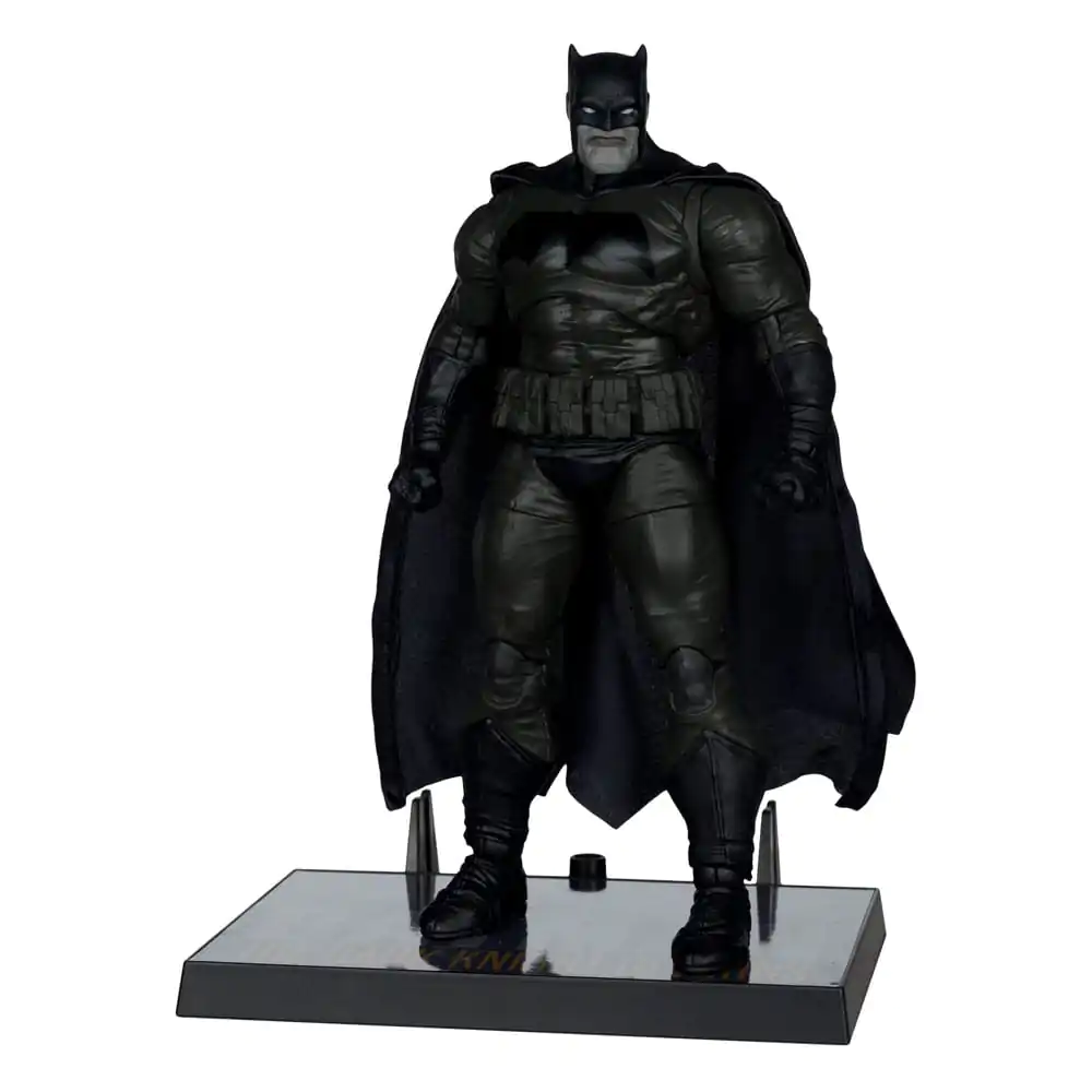 DC Multiverse McFarlane Cover Recreations Figurka Akcji Batman (Batman: The Dark Knight Returns #1) (Gold Label) 18 cm zdjęcie produktu