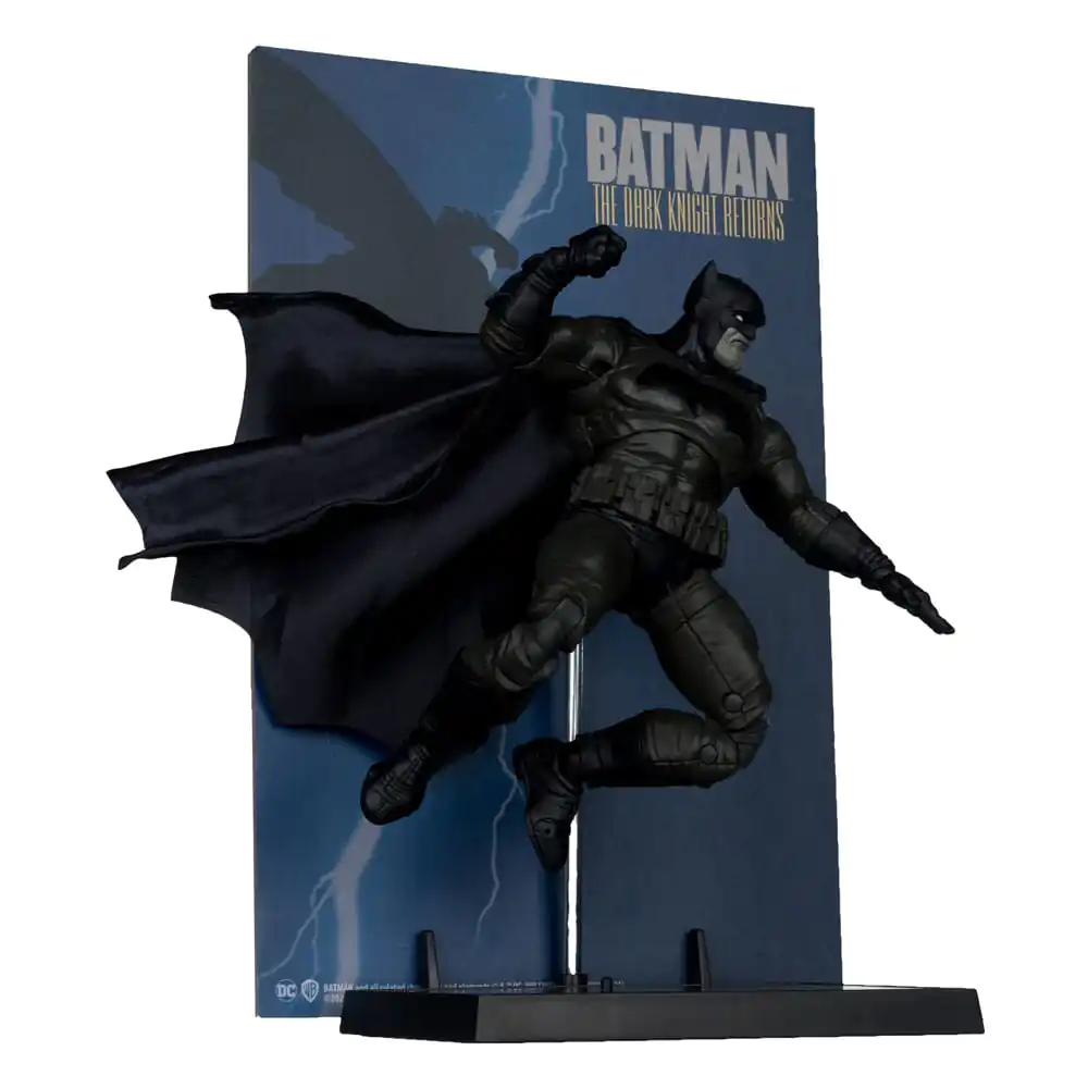 DC Multiverse McFarlane Cover Recreations Figurka Akcji Batman (Batman: The Dark Knight Returns #1) (Gold Label) 18 cm zdjęcie produktu