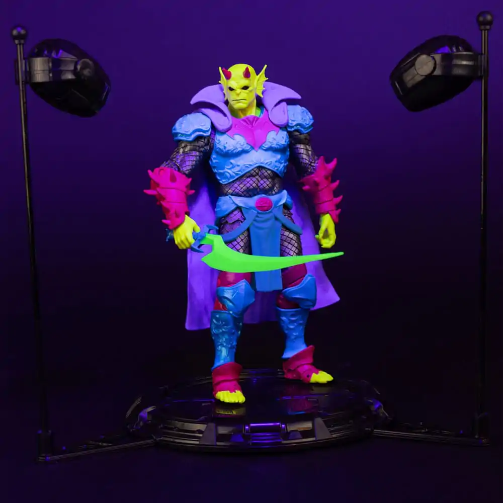 DC Multiverse Figurka akcji The Demon (Demon Knights) Black Light Edition (Gold Label) 18 cm zdjęcie produktu