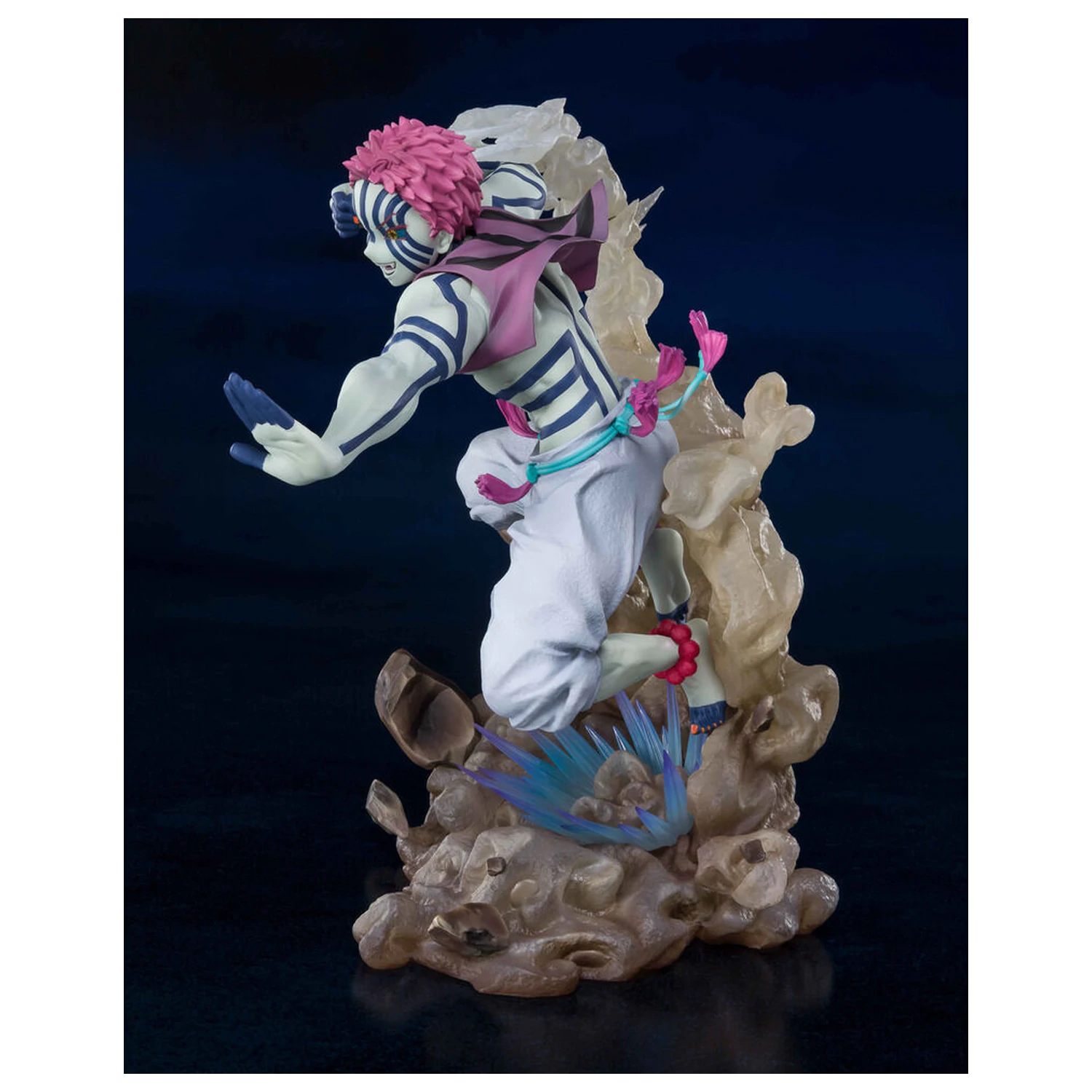 Demon Slayer Kimetsu No Yaiba Akaza Upper Three S.H. Figurarts figurka 17cm zdjęcie produktu