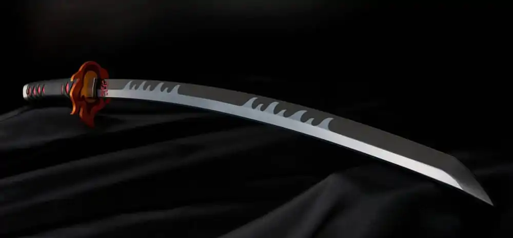 Demon Slayer: Kimetsu no Yaiba Proplica Replika 1/1 Nichirin Sword (Tanjiro Kamado) Kyojuro Rengoku´s Sword Guard Ver. 88 cm zdjęcie produktu
