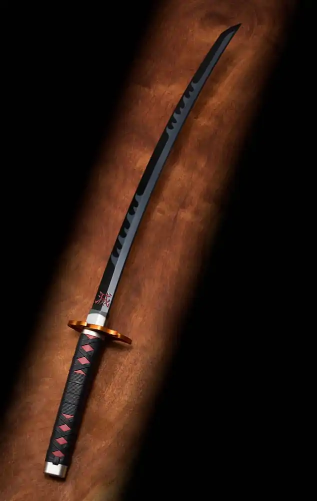 Demon Slayer: Kimetsu no Yaiba Proplica Replika 1/1 Nichirin Sword (Tanjiro Kamado) Kyojuro Rengoku´s Sword Guard Ver. 88 cm zdjęcie produktu