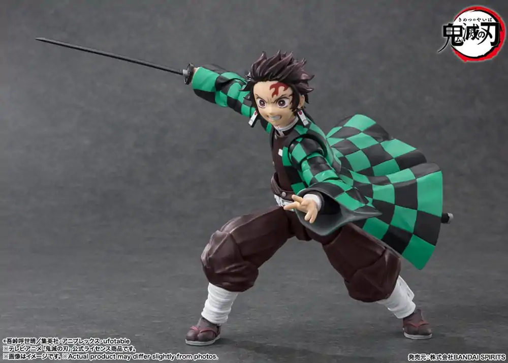 Demon Slayer: Kimetsu no Yaiba S.H. Figuarts Figurka Akcji Tanjiro Kamado 14 cm zdjęcie produktu