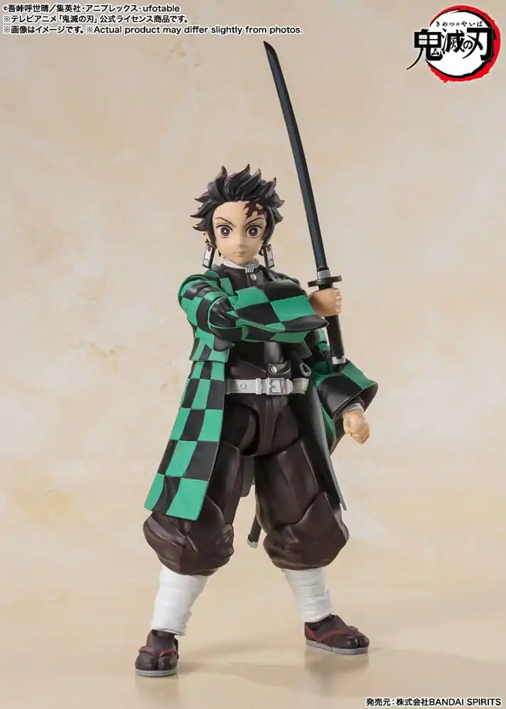 Demon Slayer: Kimetsu no Yaiba S.H. Figuarts Figurka Akcji Tanjiro Kamado 14 cm zdjęcie produktu