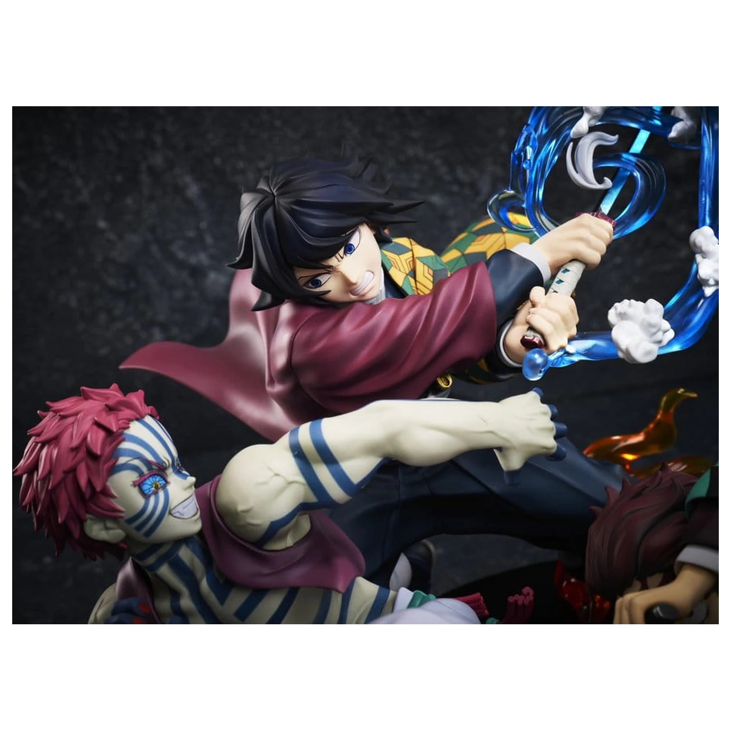 Demon Slayer: Kimetsu no Yaiba figurka PVC Tanjiro Kamado i Giyu Tomioka i Akaza 13 cm zdjęcie produktu