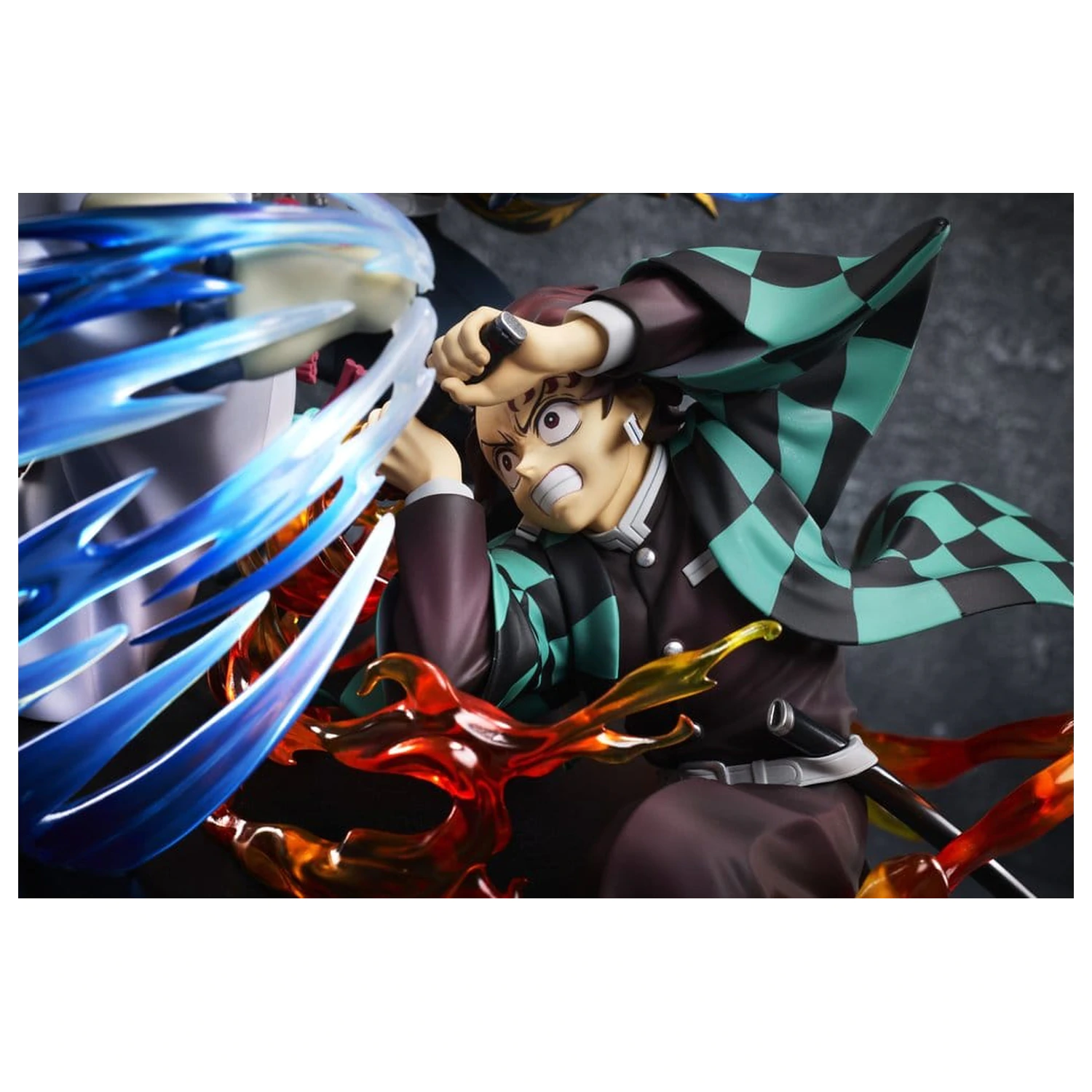 Demon Slayer: Kimetsu no Yaiba figurka PVC Tanjiro Kamado i Giyu Tomioka i Akaza 13 cm zdjęcie produktu