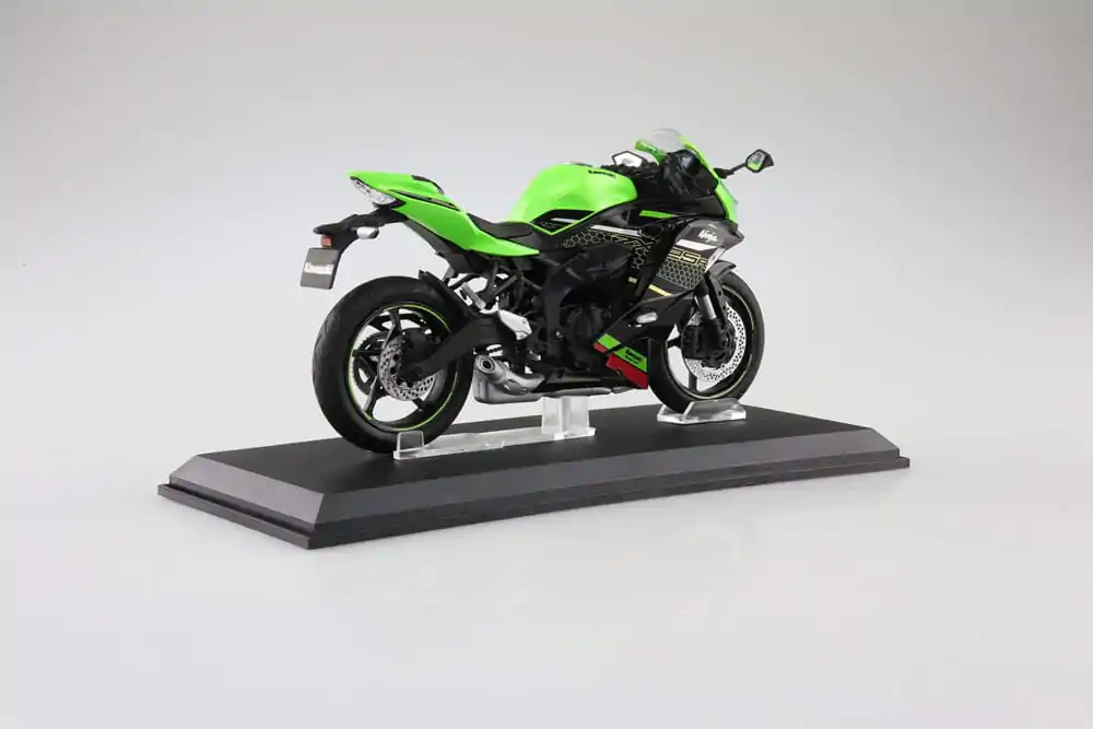 Diecast Bike Series Statuetka 1/12 Kawasaki Ninja ZX-25R Lime Green×Ebony 16 cm zdjęcie produktu