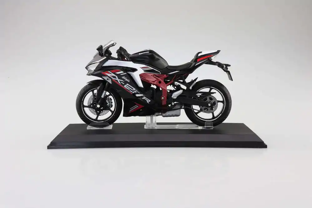 Diecast Bike Series Statuetka 1/12 Kawasaki Ninja ZX-25R Metallic Spark Black×Peal Flat Stardust White 16 cm zdjęcie produktu