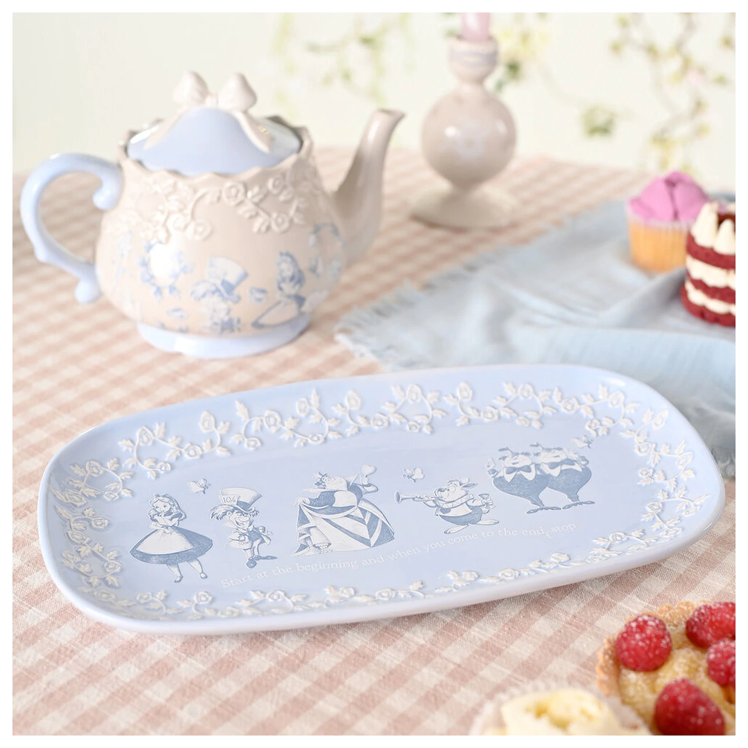 Disney Alice in Wonderland imbryk zdjęcie produktu