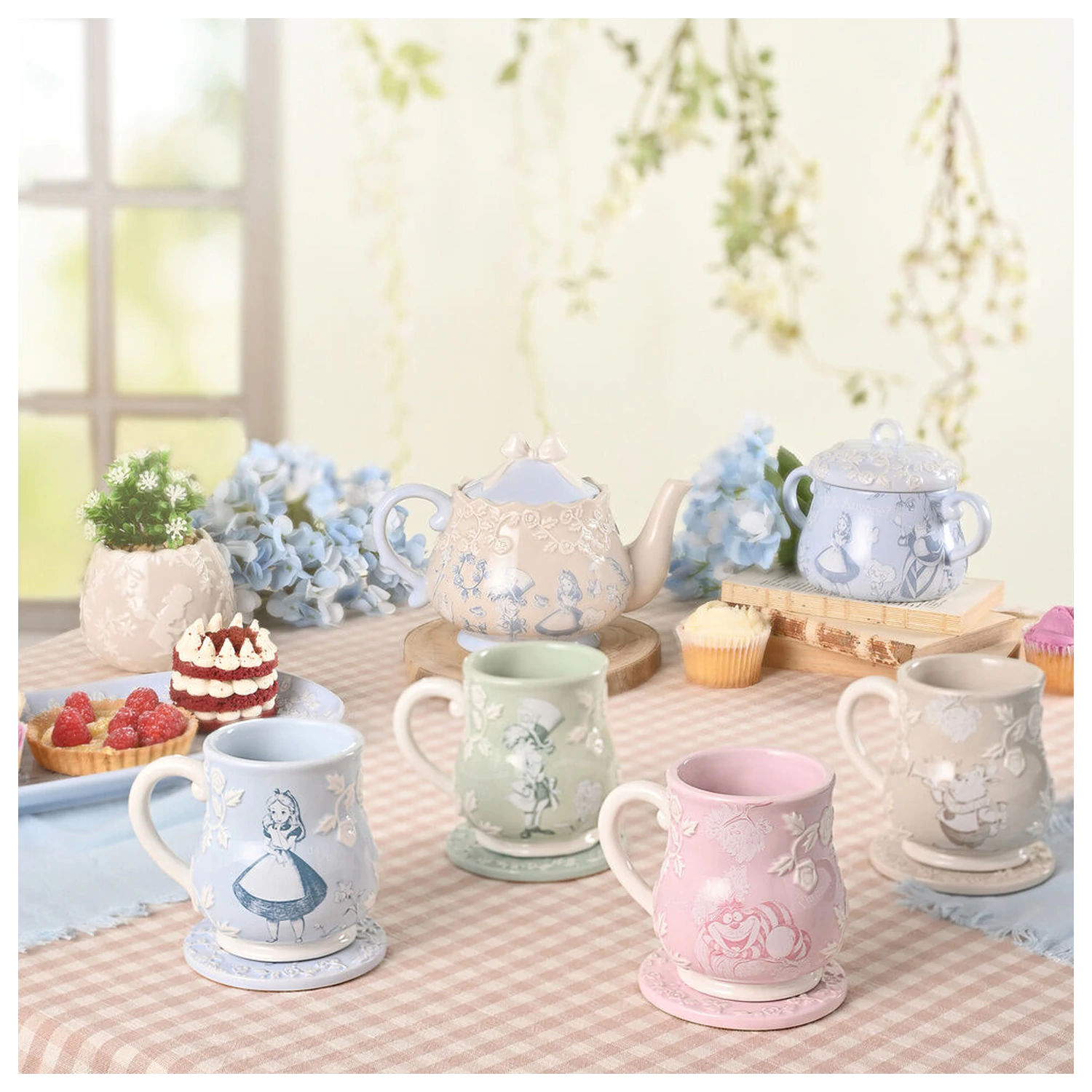 Disney Alice in Wonderland White Rabbit kubek zdjęcie produktu