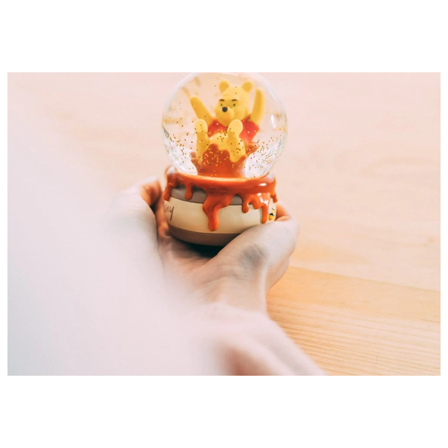 Disney Winnie the Pooh kula śnieżna 10 cm zdjęcie produktu