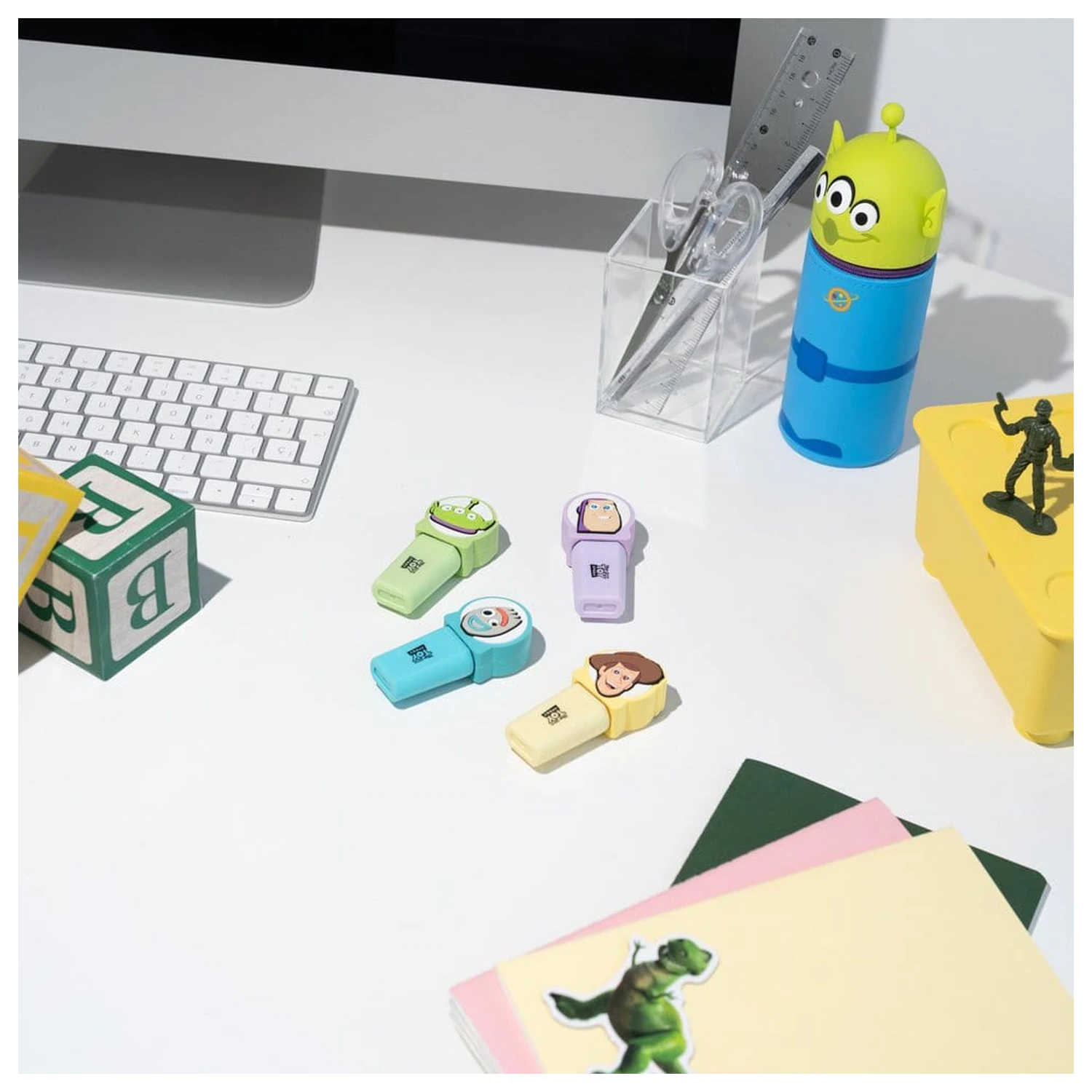 Disney Pixar Toy Story zestaw 4 zakreślaczy z nakładką zdjęcie produktu