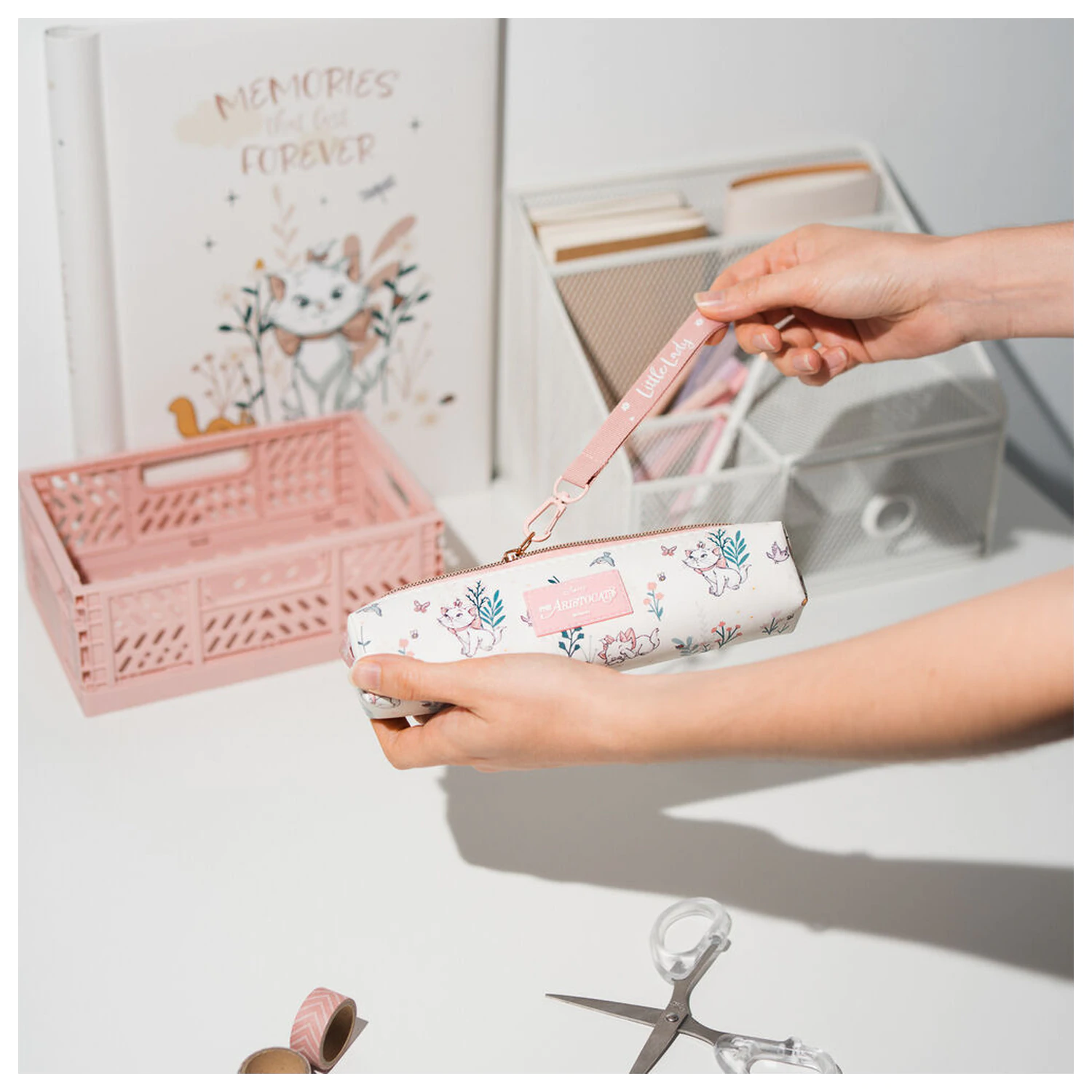 Disney Aristocats Bonjour Marie Zestaw piórnik + długopis + ołówek zdjęcie produktu