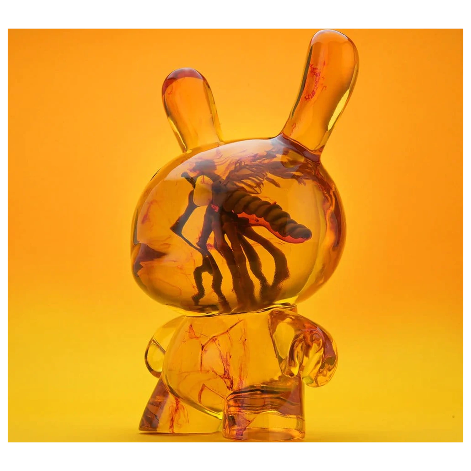 Dunny Art Toy Żywiczna Figurka Bursztynowa 20 cm zdjęcie produktu