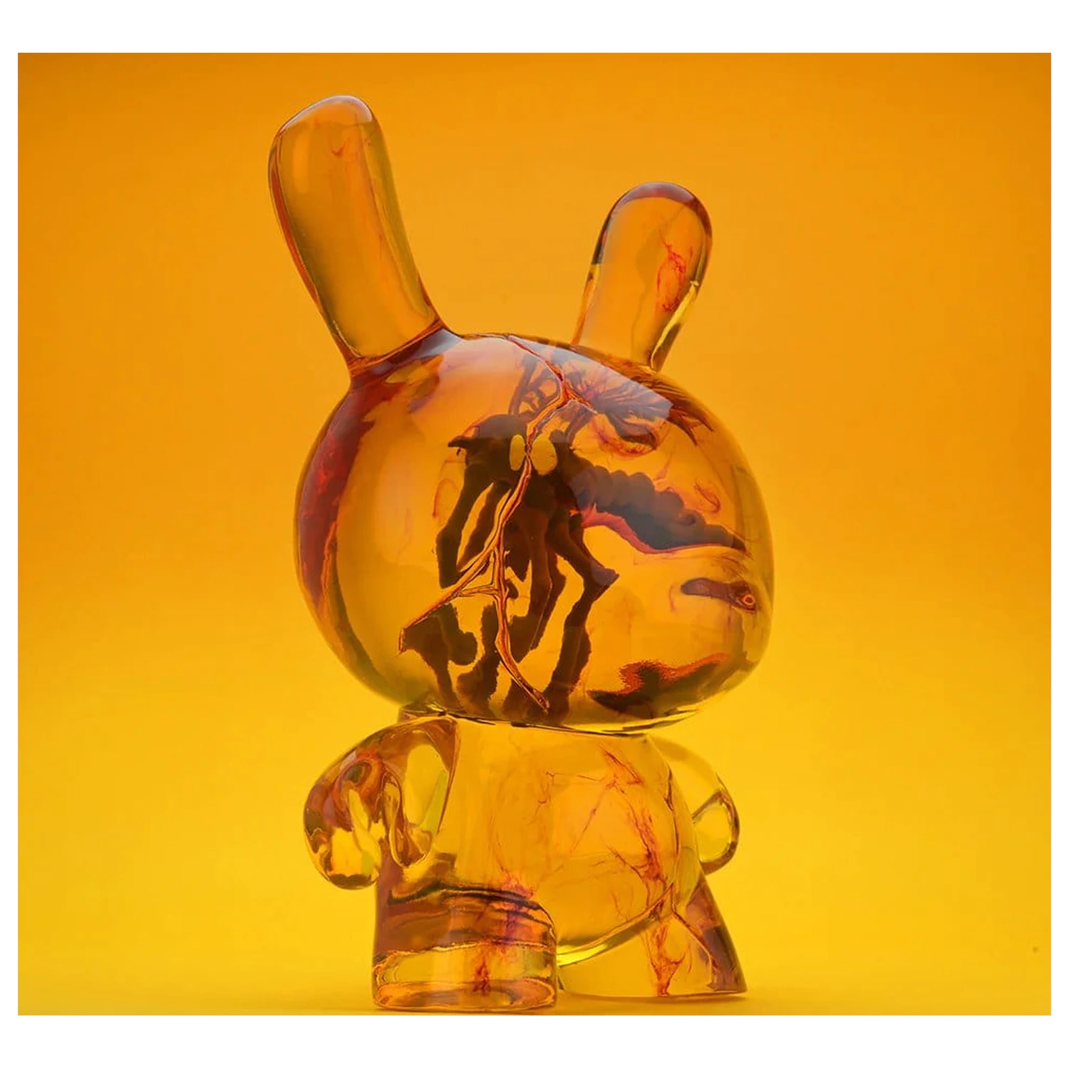 Dunny Art Toy Żywiczna Figurka Bursztynowa 20 cm zdjęcie produktu
