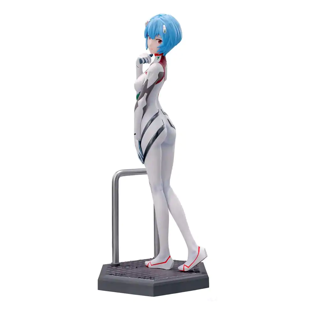 Evangelion: 3.0+1.0 Thrice Upon a Time Luminasta Figurka PVC Rei Ayanami 20 cm zdjęcie produktu