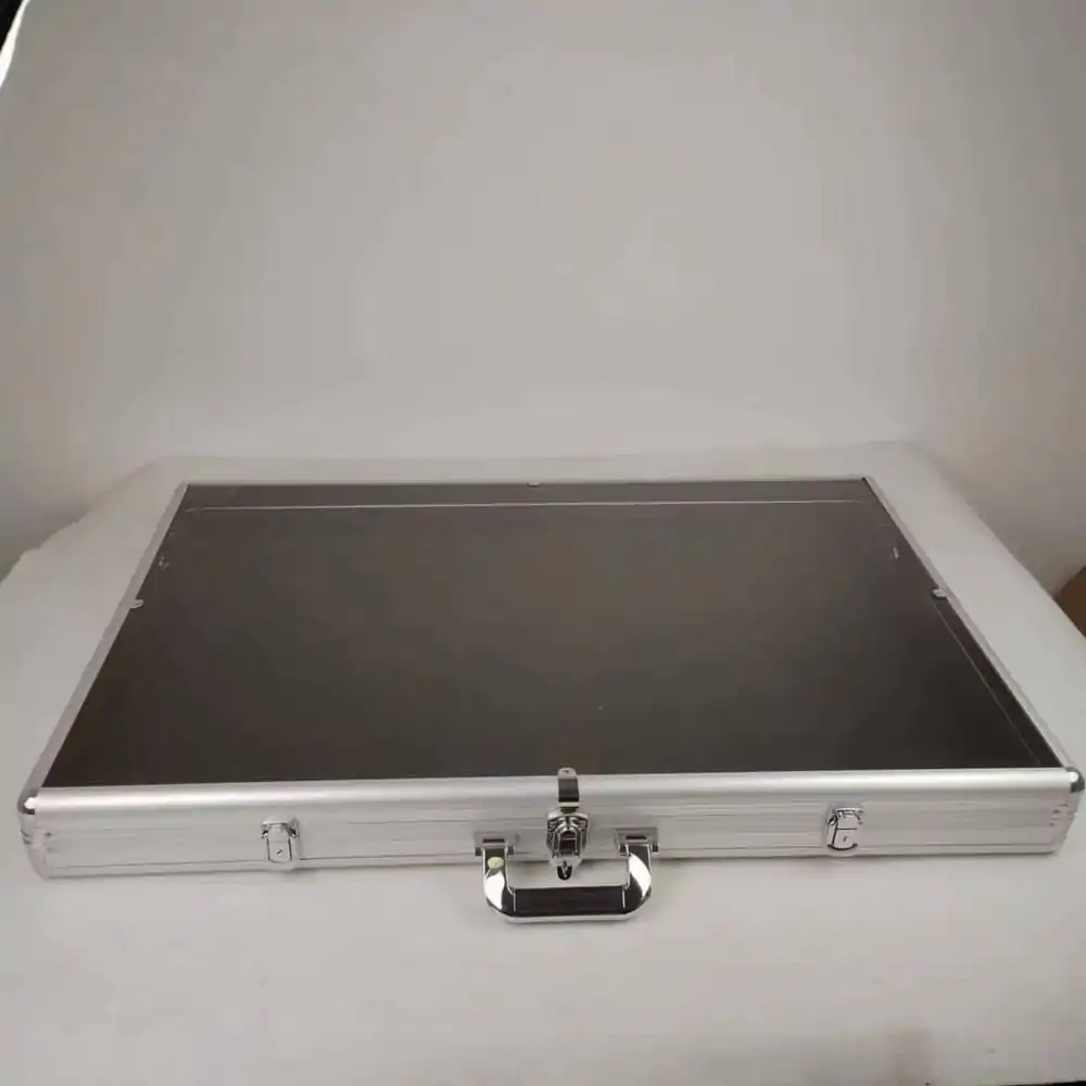 Walizka na karty kolekcjonerskie Evoretro Trading Card Display Suitcase zdjęcie produktu