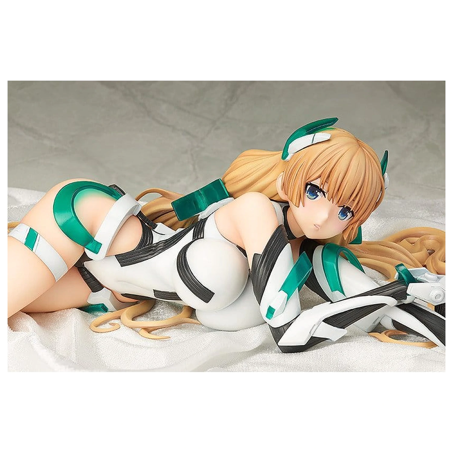 Expelled from Paradise statua PCV 1/4 Angela Balzac 48 cm zdjęcie produktu