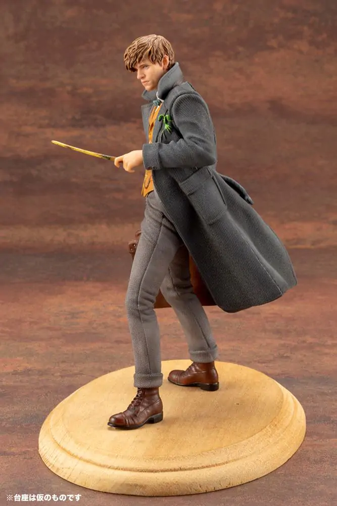 Fantastic Beasts 2 ARTFX+ PVC Statua 1/10 Newt Scamander 18 cm zdjęcie produktu
