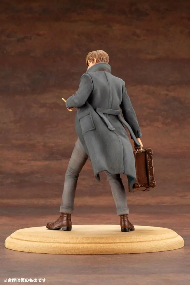 Fantastic Beasts 2 ARTFX+ PVC Statua 1/10 Newt Scamander 18 cm zdjęcie produktu
