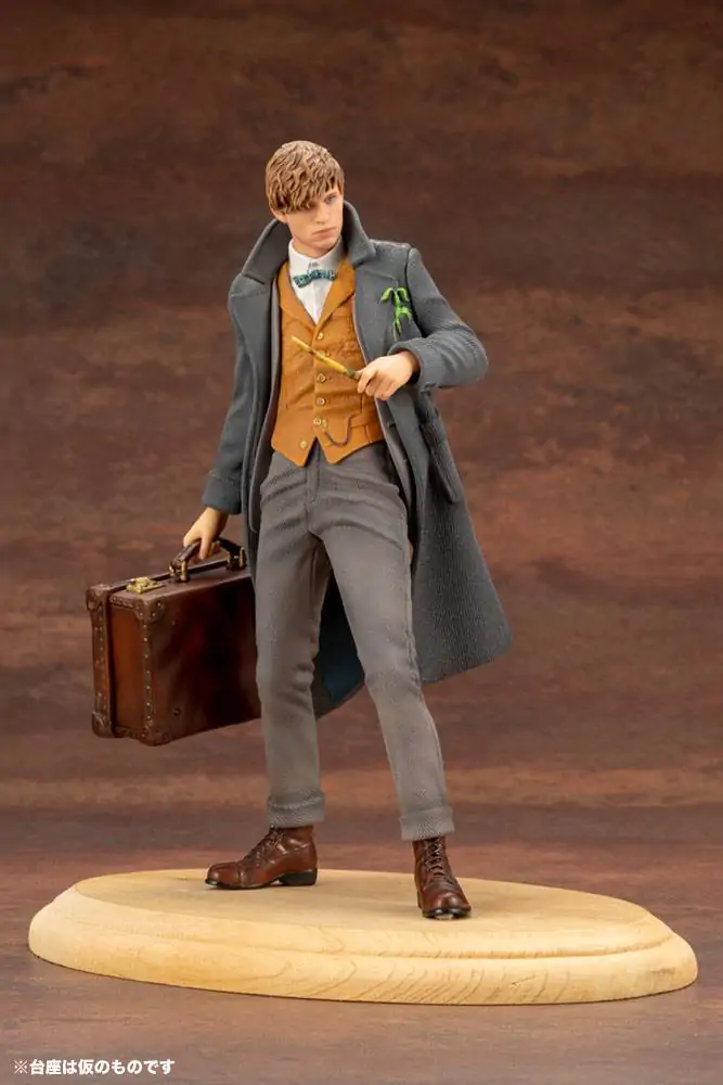 Fantastic Beasts 2 ARTFX+ PVC Statua 1/10 Newt Scamander 18 cm zdjęcie produktu