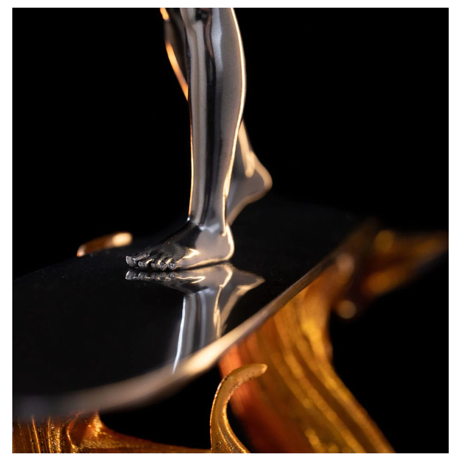 Fantastic Four Art Scale Statue 1/10 Silver Surfer 27 cm zdjęcie produktu