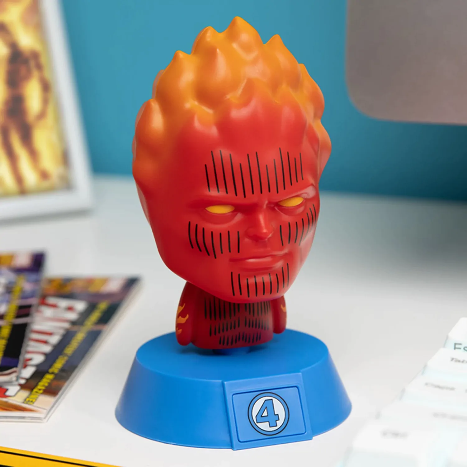 Fantastic Four Icons Light Human Torch Figurka 11 cm zdjęcie produktu