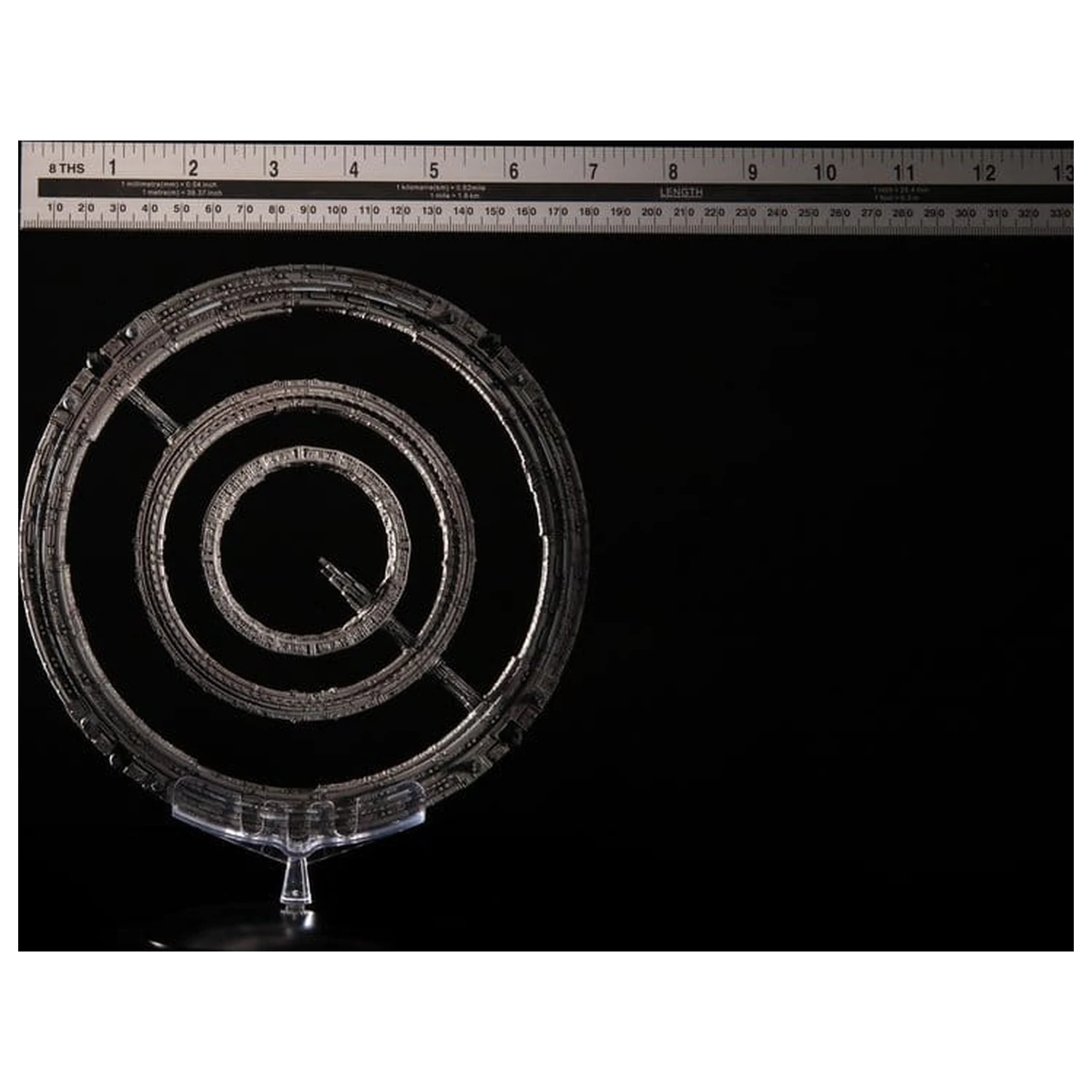 Foundation Die-Cast The Invictus Spaceship 20 cm zdjęcie produktu