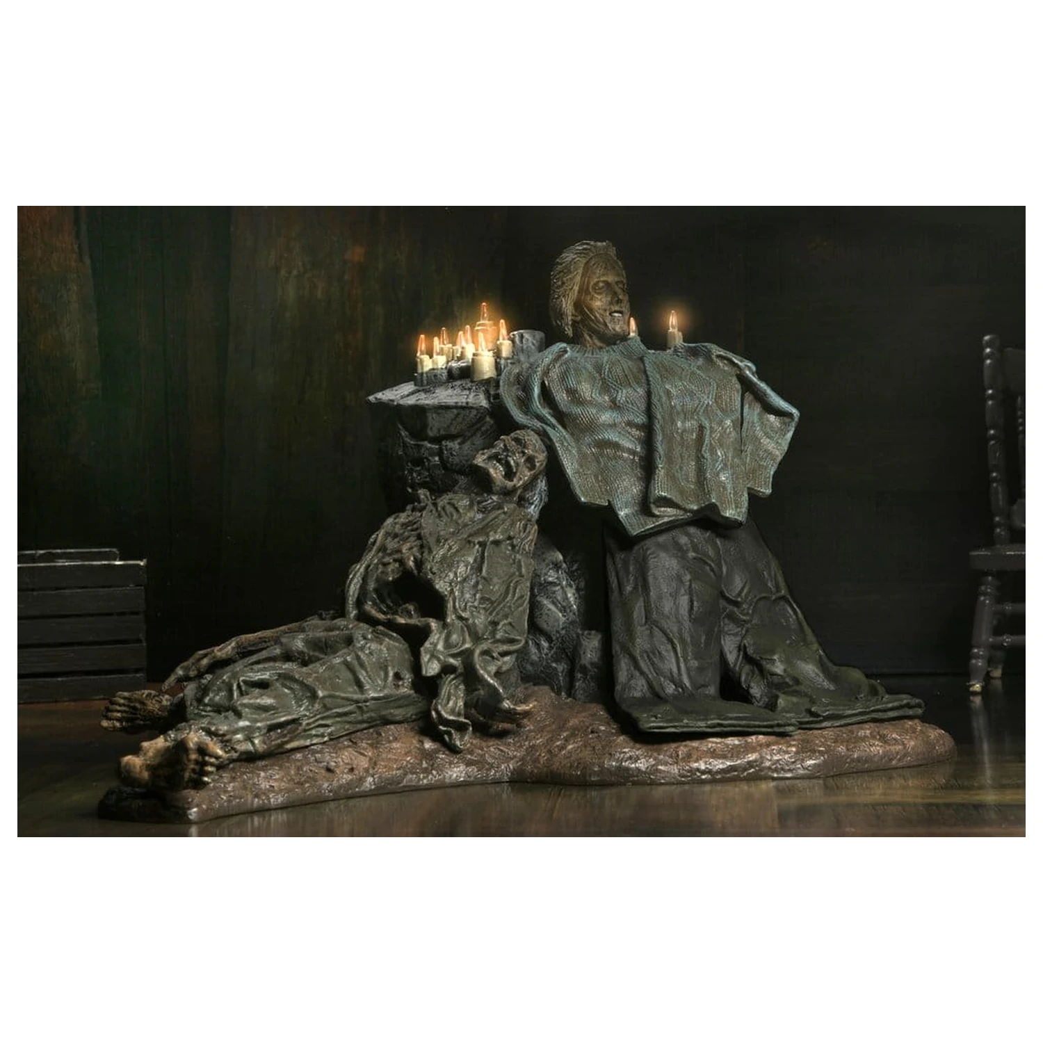 Friday the 13th: The Game Diorama Shrine Pameli zdjęcie produktu