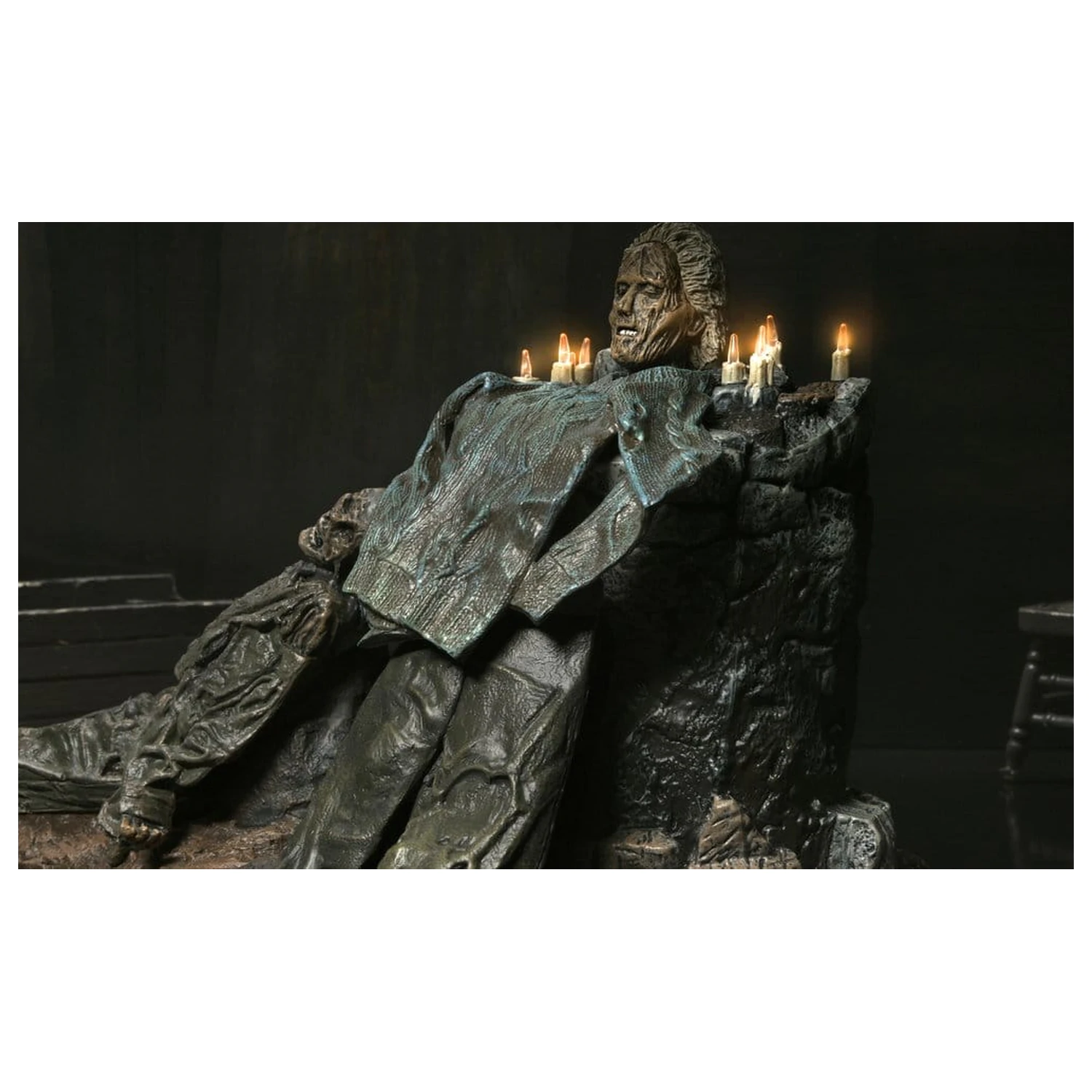 Friday the 13th: The Game Diorama Shrine Pameli zdjęcie produktu