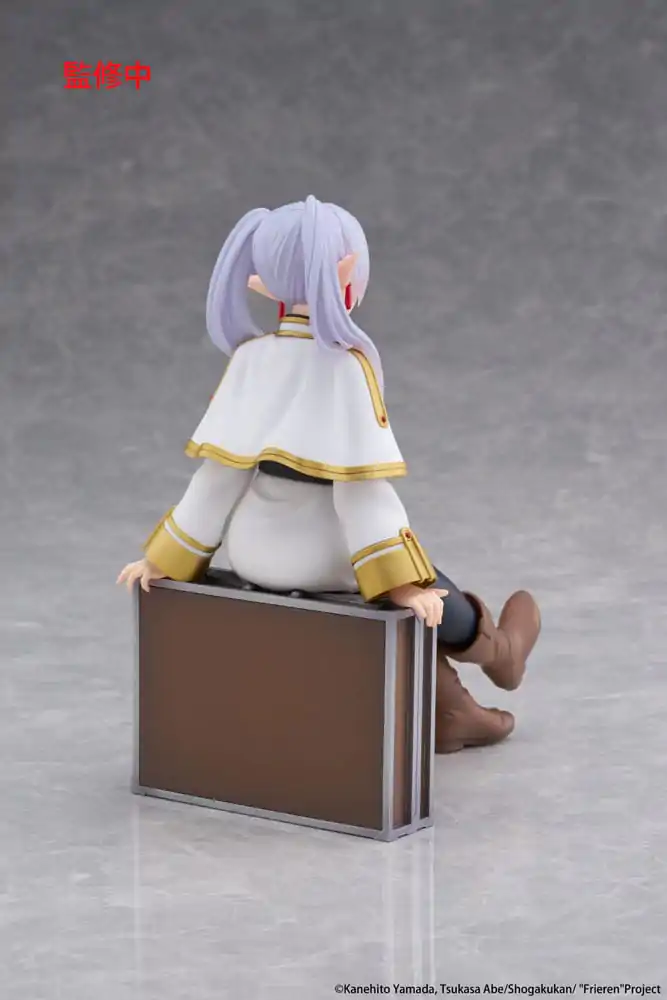 Frieren: Beyond Journey's End PVC Statua Biurkowa Urocza Figurka Frieren Wersja Kuferka 13 cm zdjęcie produktu