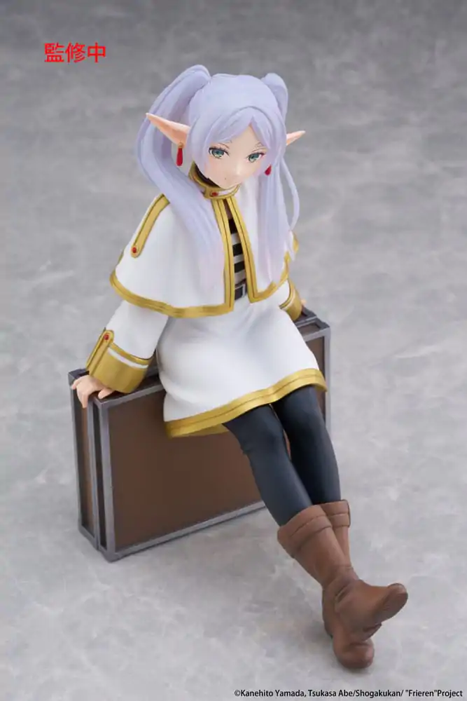 Frieren: Beyond Journey's End PVC Statua Biurkowa Urocza Figurka Frieren Wersja Kuferka 13 cm zdjęcie produktu