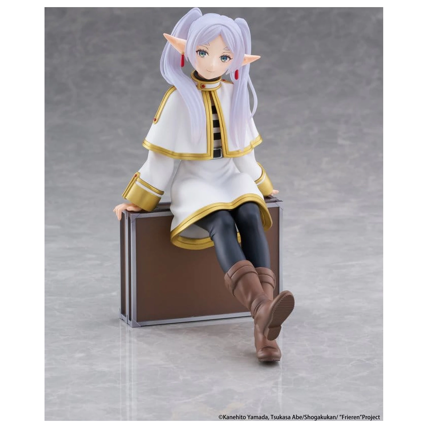 Frieren: Beyond Journey's End figurka PVC na biurko Cute Frieren (Trunk Case Ver.) Reissue 13 cm zdjęcie produktu