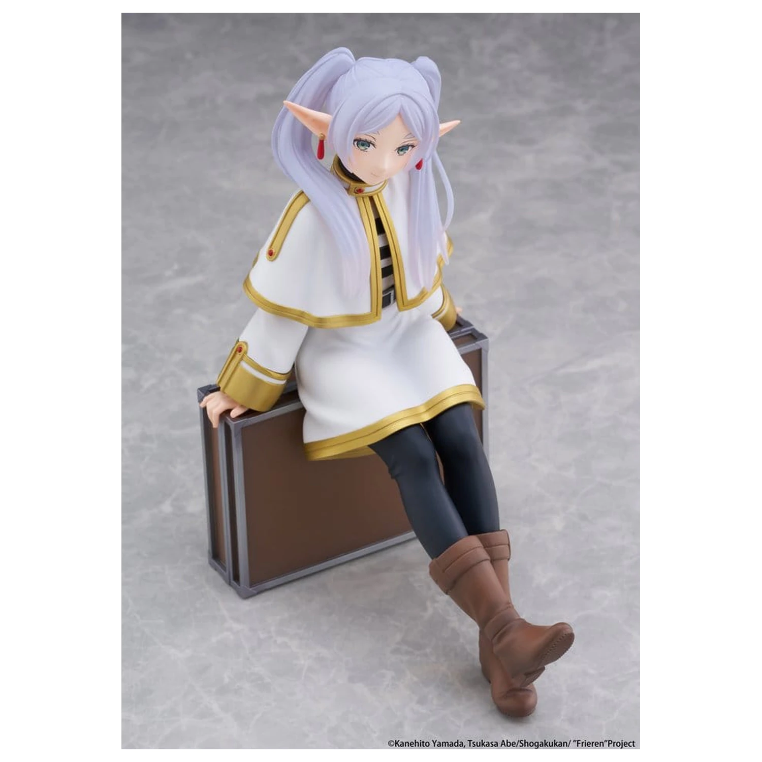 Frieren: Beyond Journey's End figurka PVC na biurko Cute Frieren (Trunk Case Ver.) Reissue 13 cm zdjęcie produktu