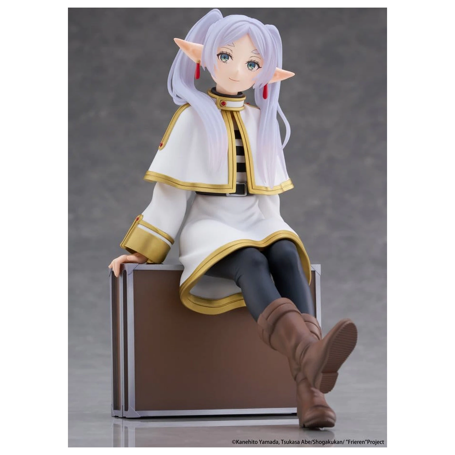Frieren: Beyond Journey's End figurka PVC na biurko Cute Frieren (Trunk Case Ver.) Reissue 13 cm zdjęcie produktu