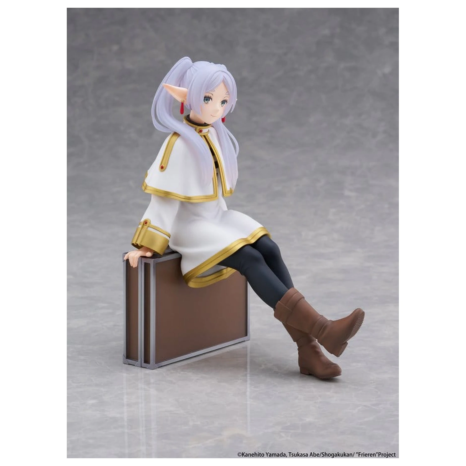 Frieren: Beyond Journey's End figurka PVC na biurko Cute Frieren (Trunk Case Ver.) Reissue 13 cm zdjęcie produktu