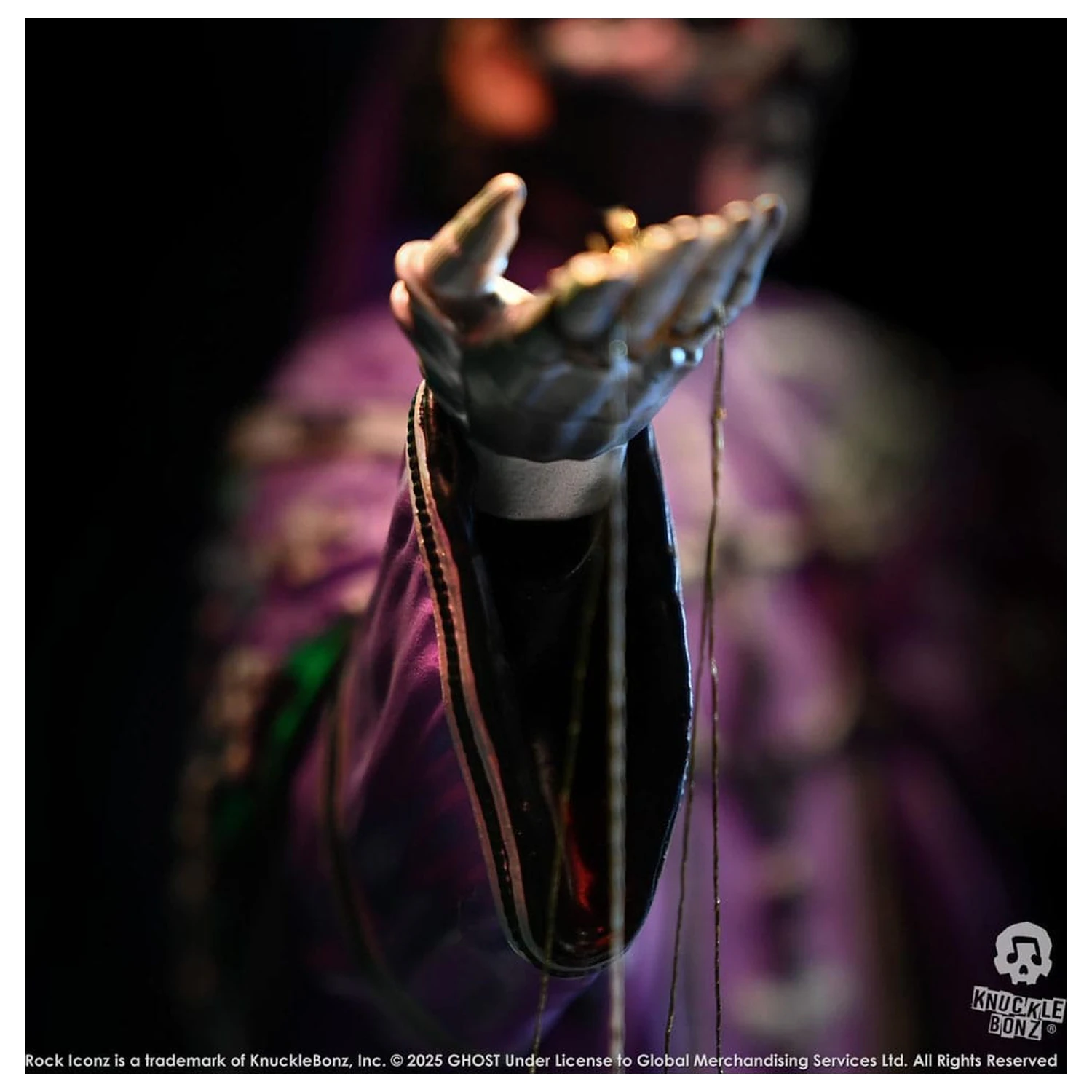 Ghost Rock Iconz Statuetka Papa V Perpetua Purple Robes 22 cm zdjęcie produktu