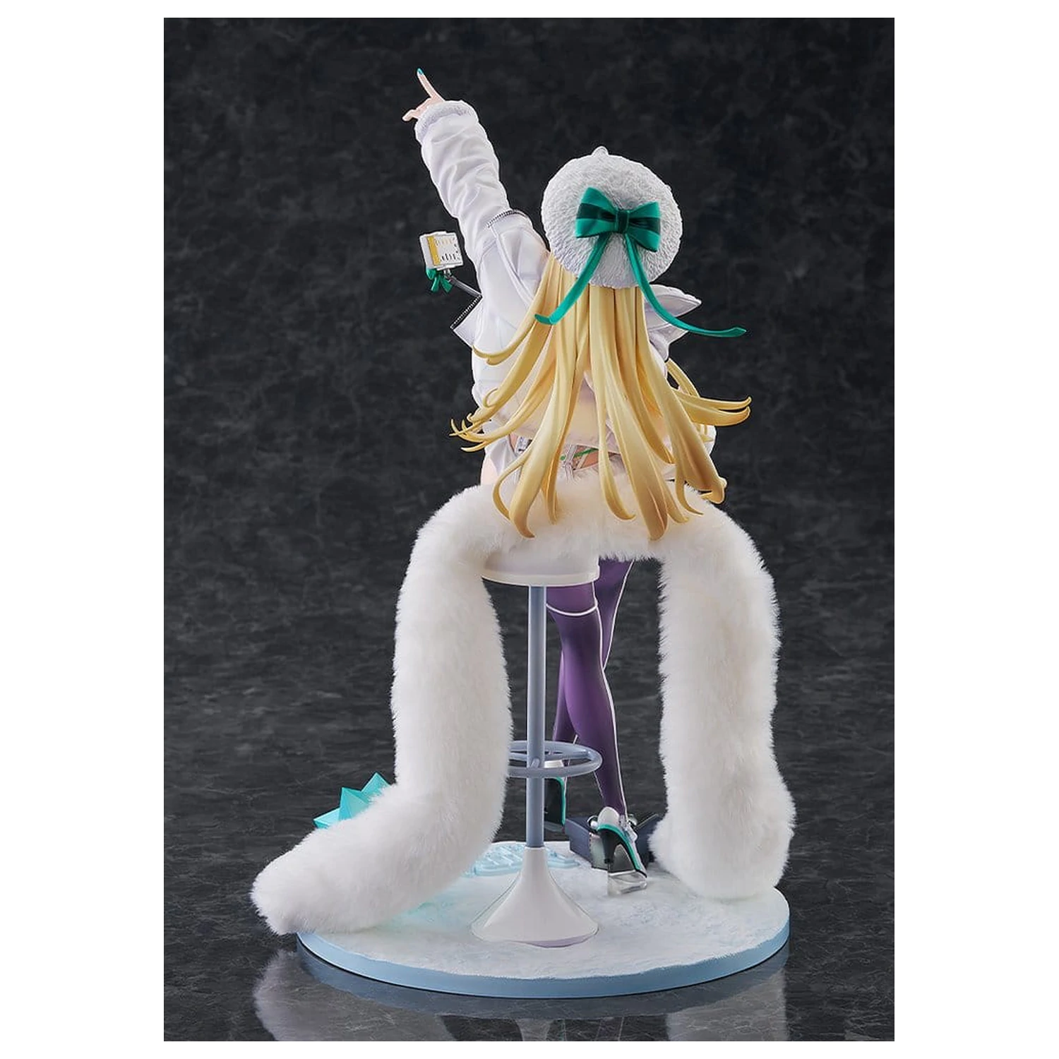 Goddess of Victory: Nikke PVC Statuetka 1/6 Rupee: Winter Shopper 30 cm zdjęcie produktu