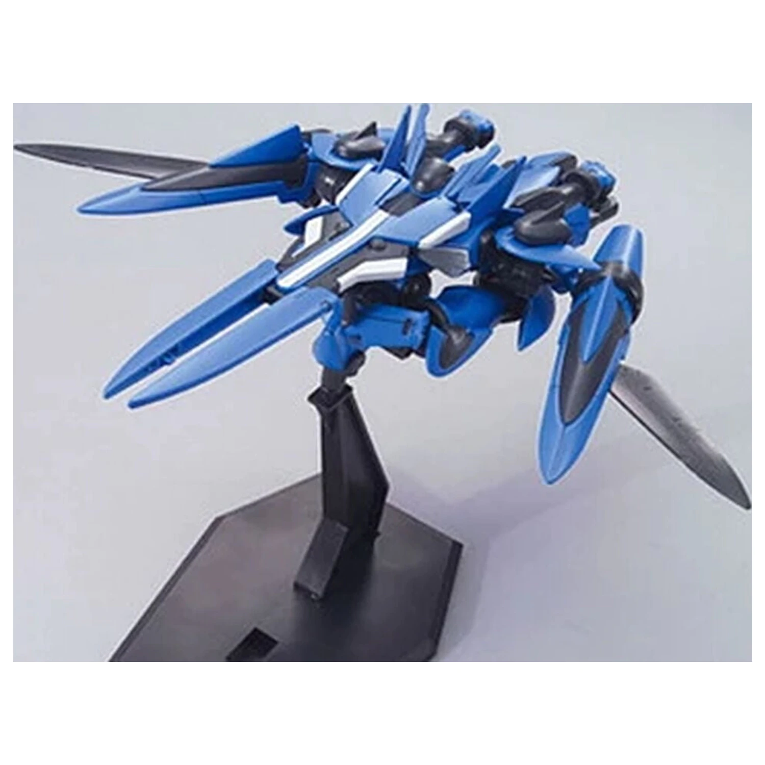 Gundam 00 The Movie Awakening of the Trailblazer Brave Commander Test Type Mobile Suit Zestaw modelarski HG 1/144 zdjęcie produktu