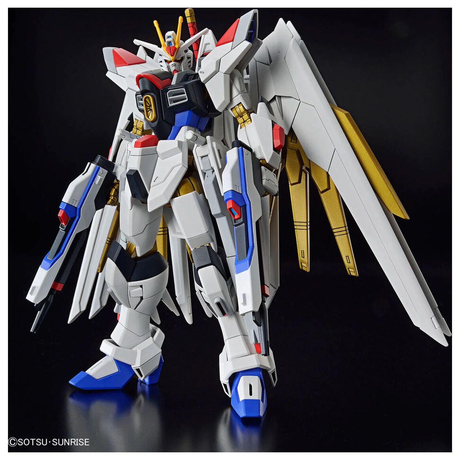 Model Kit HGCE 1/144 Mighty Strike Freedom Gundam zdjęcie produktu