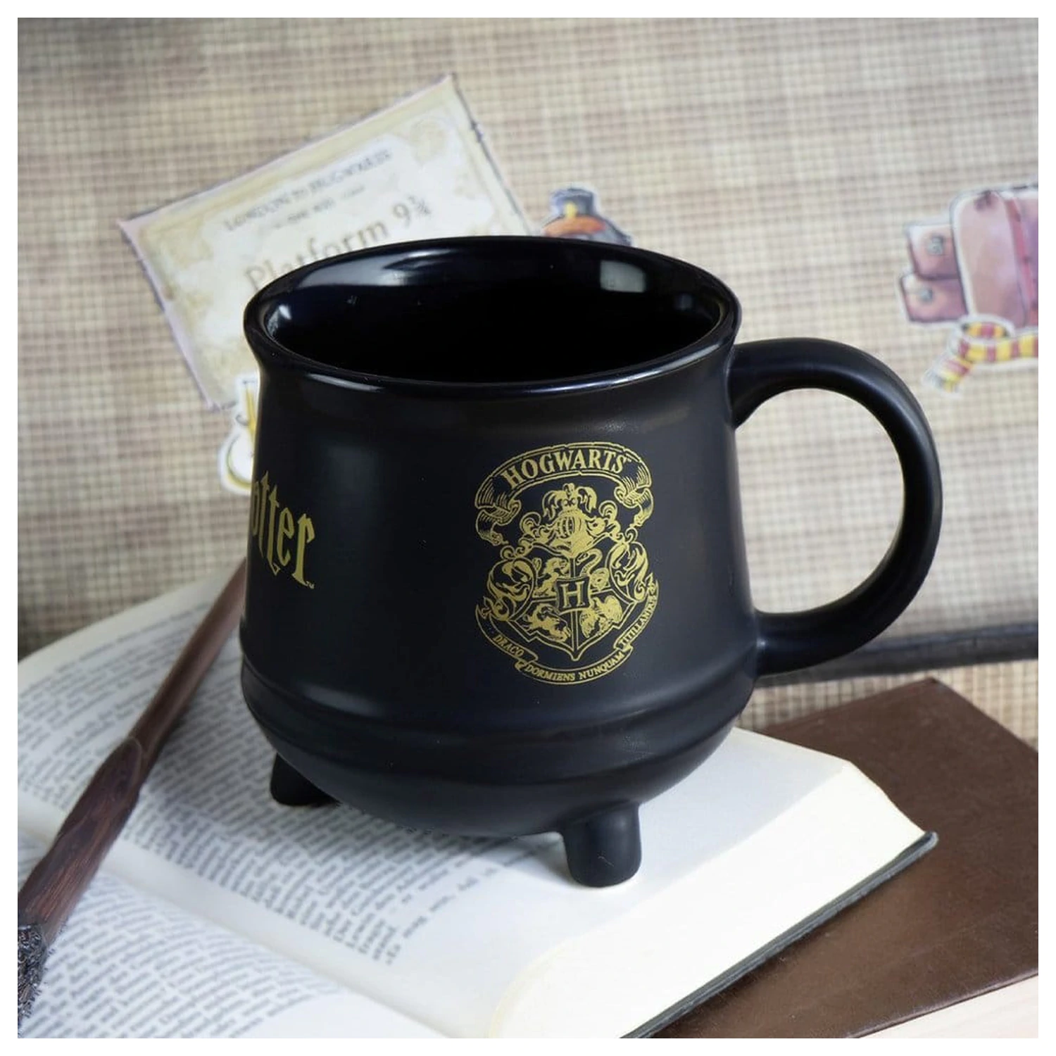 Harry Potter Kubek Hogwarts Crest Cauldron Design 560ml zdjęcie produktu