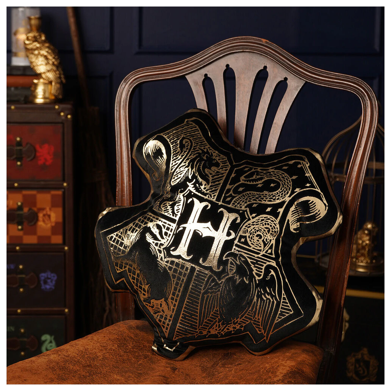 Harry Potter Hogwarts Crest welurowa poduszka zdjęcie produktu