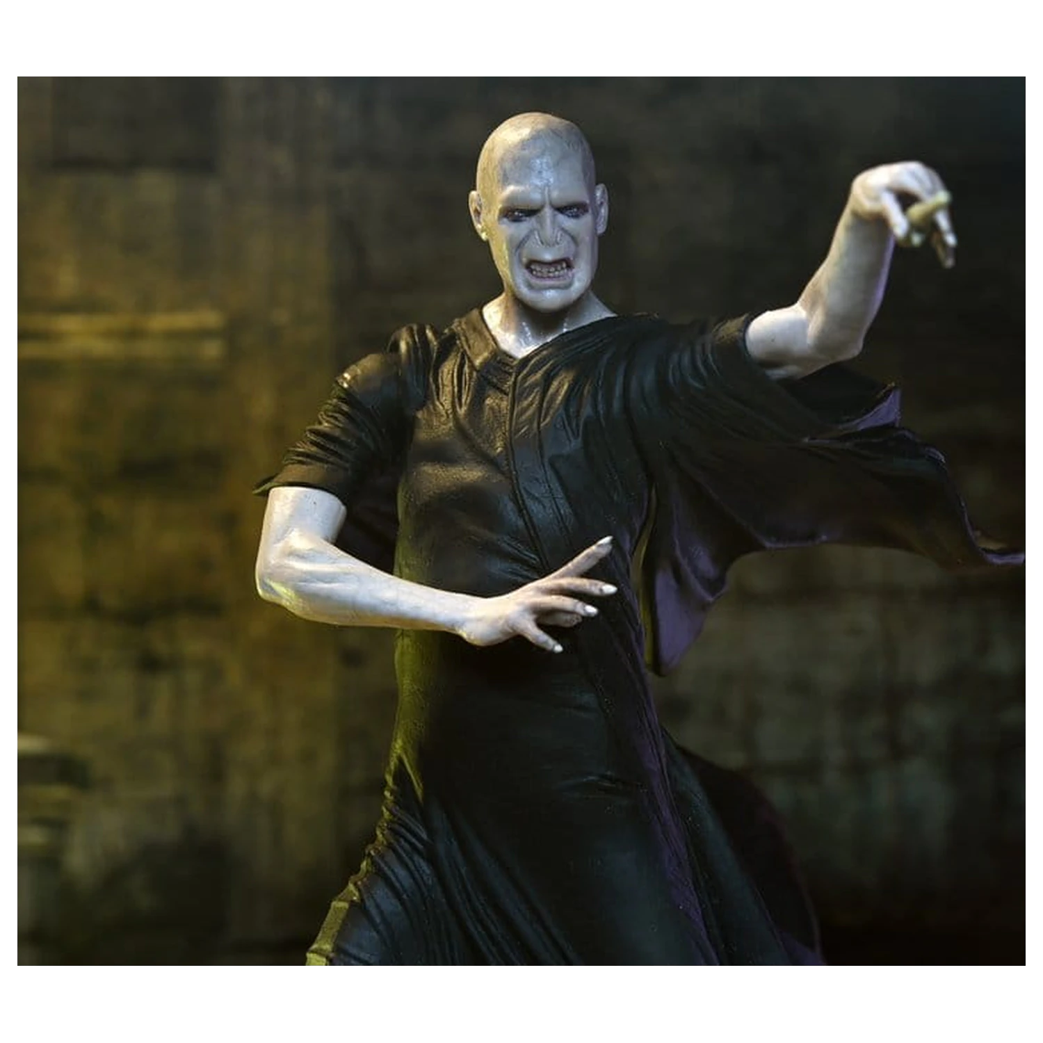 Harry Potter Legacy Collection figurka kolekcjonerska Voldemort 18 cm zdjęcie produktu